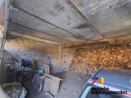 Dom z budynkami gospodarczymi Walewice, gm.Torzym